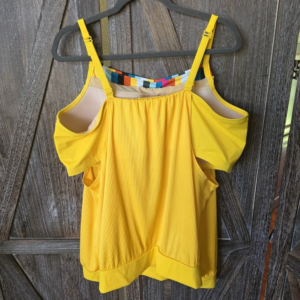 Swim By Cacique Lane Bryant Swim Top Women's Size 26 Yellow Rainbow Trim Tank